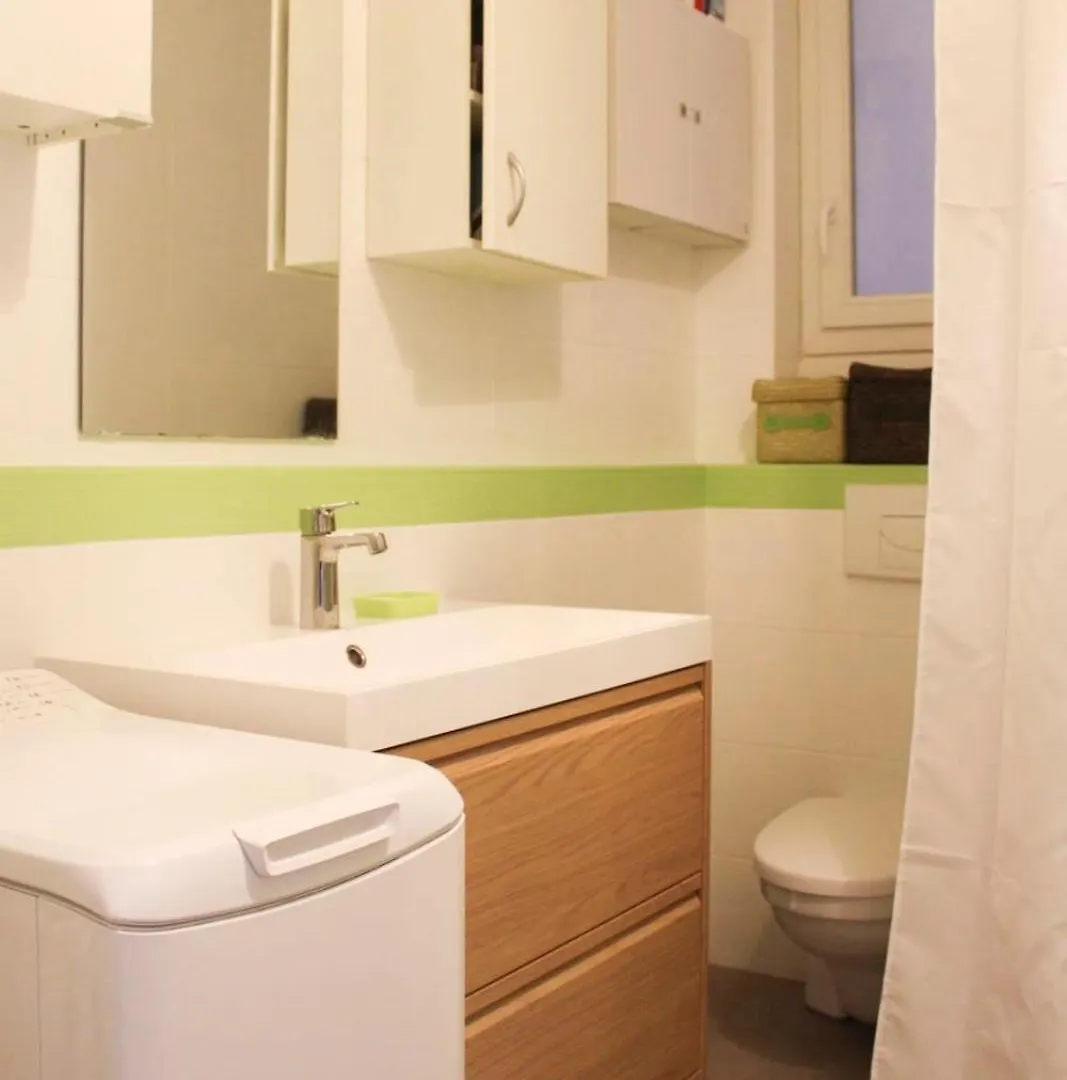 Spacious Family Nest Facing Square Des Epinette Apartment Paris